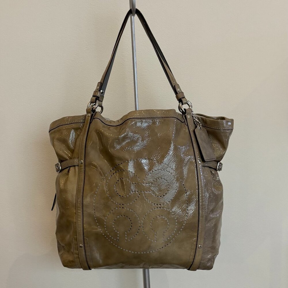 Coach "C" Laser-Cut Logo Tote Grey Patent Leather